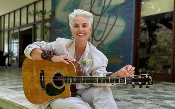 Isabella Taviani apresenta turnê