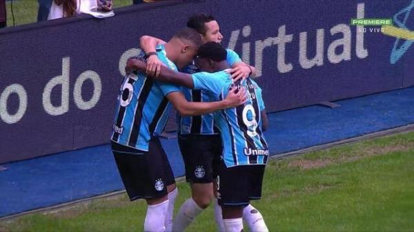 Hat Trick by Carlos Vin&iacute;cius(Imagem:Reprodu&ccedil;&atilde;o)