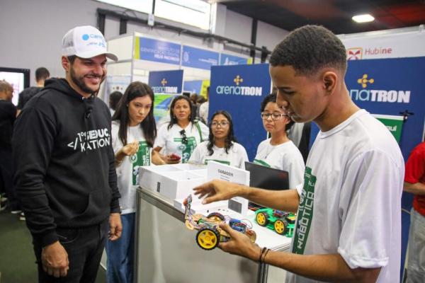 Seduc leva robótica, Inteligência Artificial e projetos de estudantes da rede pública à Campus Party Weekend Piauí 2025.(Imagem:Letícia Santos)