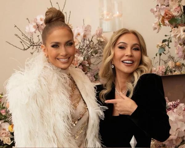  Jennifer Lopez e Anastasia Soare(Imagem:Reprodução / Instagram)