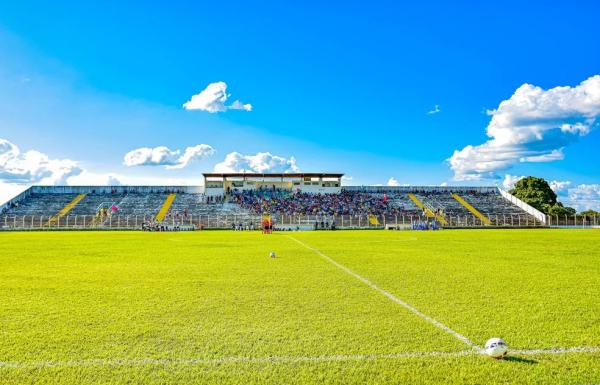  Estádio Tibério Nunes, em Floriano.(Imagem:Studio Águia Fotografias )