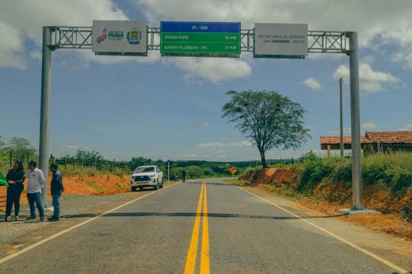 As informa&ccedil;&otilde;es registradas pelos usu&aacute;rios funcionam como um canal direto entre quem utiliza as rodovias e as equipes respons&aacute;veis pela manuten&ccedil;&atilde;o.(Imagem:Arquivo Secom)