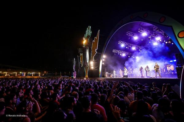 Natiruts celebra reencontro no Piauí Pop e homenageia amiga de Teresina.(Imagem:Renato Andrade/Cidadeverde.com )