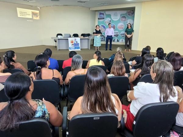  Prefeitura de Floriano sedia treinamento 