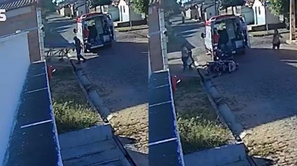 Paciente cai de maca ao ser transportado para ambul&acirc;ncia no PI.(Imagem:Reprodu&ccedil;&atilde;o)