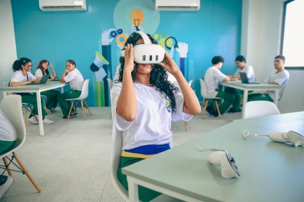 Investimento superior a R$ 1 bilh&atilde;o garante ambientes modernos, climatizados e equipados para ensino em tempo integral.(Imagem:Jo&atilde;o Allbert)