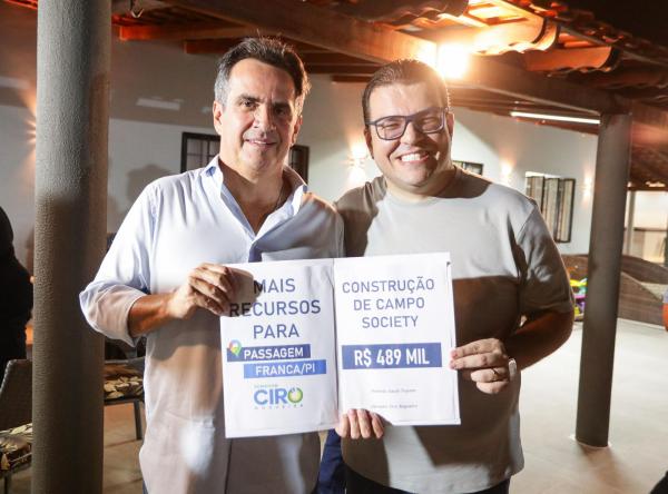  Ciro Nogueira anuncia obra de quase R$ 500 mil e prefeito petista agradece: 