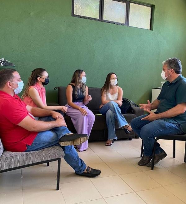 Coordenador da 10ª GRS, Maurício Bezerra, recebe visita da Regional de Saúde de São Raimundo Nonato(Imagem:Reprodução)