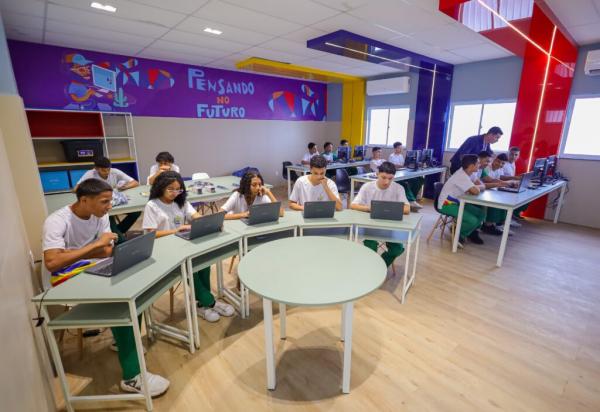 Governo do Piau&iacute; investe mais de R$ 1,1 milh&atilde;o na forma&ccedil;&atilde;o de professores para ensino de IA nas escolas(Imagem:Ascom Seduc)