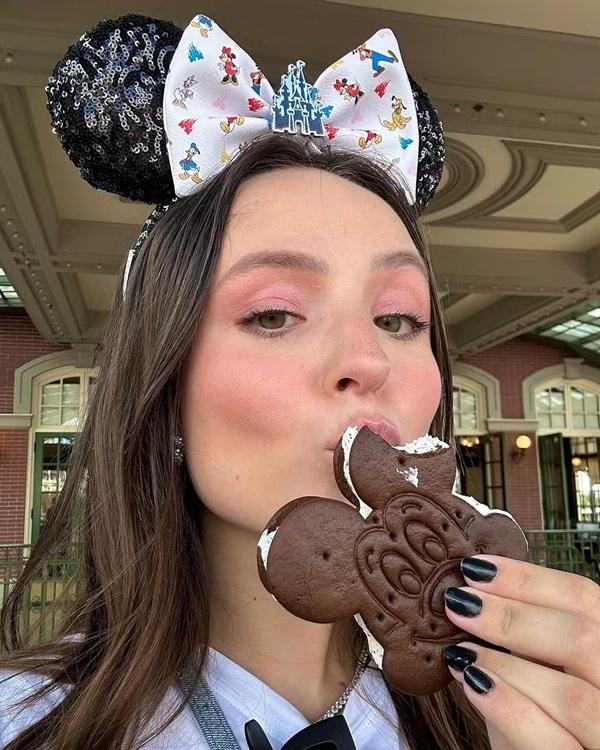 Larissa Manoela na Disney (Imagem:Reprodução/Instagram)