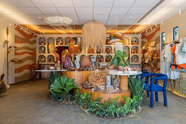 O ambiente celebra o talento de mais de 80 artesãos de diversas regiões do Piauí.(Imagem:Felipe Petrovsky)