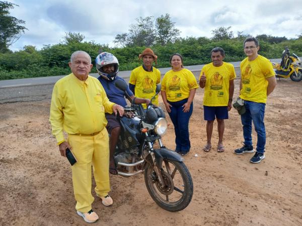 Projeto Amarelinho leva doa&ccedil;&otilde;es e solidariedade a fam&iacute;lias da zona rural de Floriano.(Imagem:FlorianoNews)