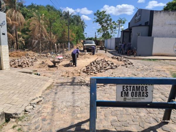 Prefeitura de Floriano realiza operação Tapa-Buracos em mais de 30 vias públicas no mês de outubro(Imagem:Secom)