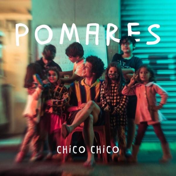 Chico Chico espalha sementes no primeiro álbum solo, 