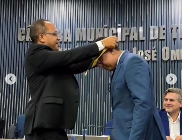Deputado Dr. Francisco Costa recebe Medalha do Mérito Legislativo da Câmara de Teresina(Imagem:Reprodução/Instagram )