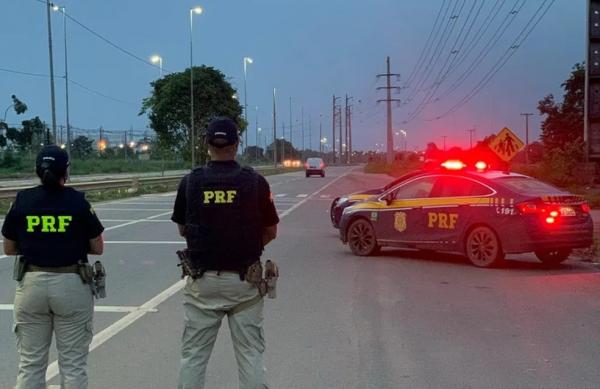 Rodovias federais: opera&ccedil;&atilde;o flagra em m&eacute;dia 30 ultrapassagens proibidas por dia no Piau&iacute;.(Imagem:PRF/Divulga&ccedil;&atilde;o)