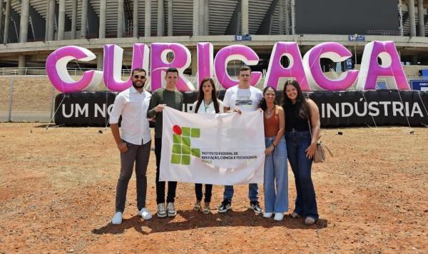 Estudante do programa Juventude Rural Transformadora apresenta experiência do PAA no Piauí durante encontro em Brasília(Imagem:Arquivo Pessoal)
