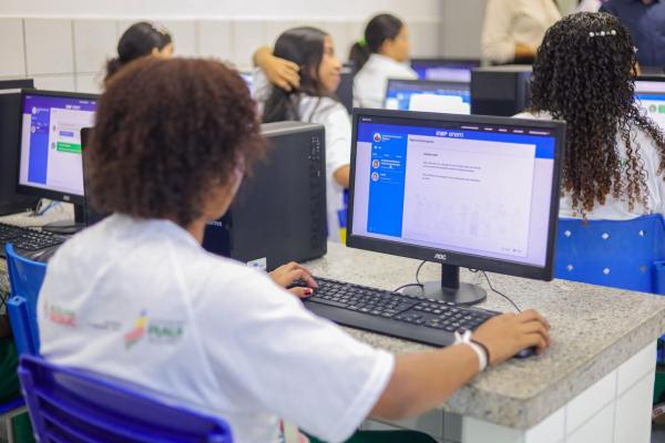 Estudantes da rede pública estadual possuem isenção da taxa de inscrição, bem como bolsistas integrais em escolas particulares e candidatos em vulnerabilidade socioeconômica.(Imagem:Letícia Santos)