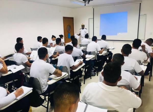 Curso de formação de oficiais da Marinha terá início em janeiro de 2021.(Imagem:Divulgação)