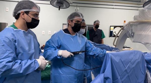 A técnica utilizada pelo hospital auxilia na rápida recuperação do paciente com o tratamento efetivo dos cálculos.(Imagem:Divulgação)