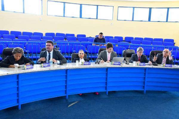 Sessão dupla encerra primeira quinzena legislativa na Câmara de Floriano(Imagem:CMF)