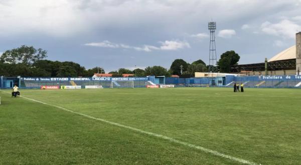 Estádio Lindolfo Monteiro, em Teresina.(Imagem:Arthur Ribeiro/ge Piauí)