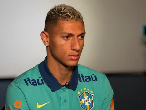 Richarlison em entrevista exclusiva ao ge na Seleção.(Imagem:Cahê Mota / ge)
