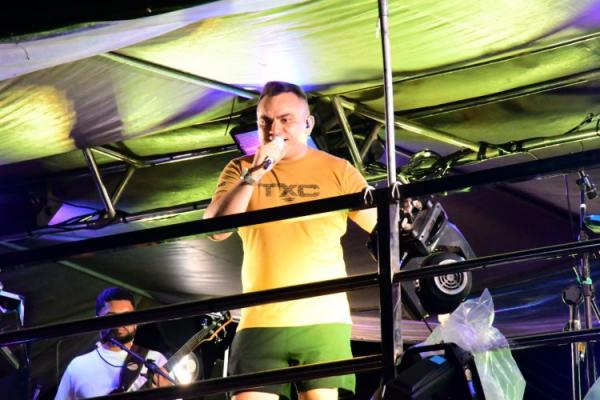 Desfile das Escolas de Samba encanta p&uacute;blico na Avenida Get&uacute;lio Vargas.(Imagem:Secom)