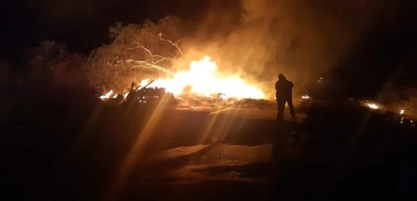 Motoristas morrem carbonizados em colisão frontal no Piauí(Imagem:Divulgação/PRF)