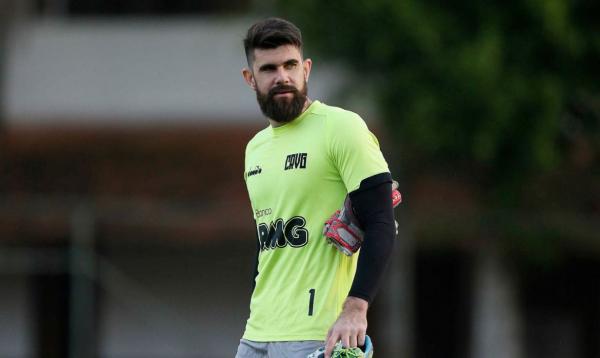 Goleiro fala sobre salários atrasados e comprometimento do elenco.(Imagem:© Rafael Ribeiro/Vasco.com.br/Direitos reservados)