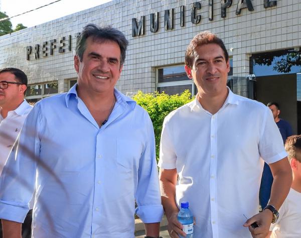 Senador Ciro Nogueira e o prefeito Raniletti Mac&ecirc;do(Imagem:Ascom)
