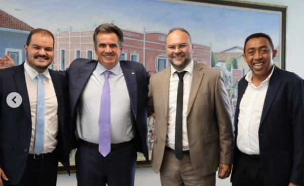 Joab Curvina se re&uacute;ne com Ciro Nogueira em busca de novos investimentos para Floriano(Imagem:Reprodu&ccedil;&atilde;o/Instagram)