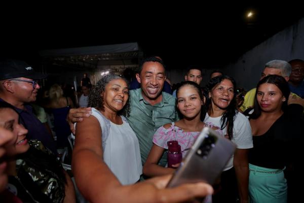  Joel e Ciro apresentam propostas em evento com multid&atilde;o na zona Norte de Teresina(Imagem:Ascom)
