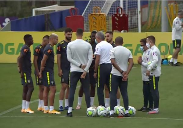 Com Neymar em tratamento e desfalques, Seleção faz primeiro treino para encarar a Venezuela(Imagem:Reprodução)