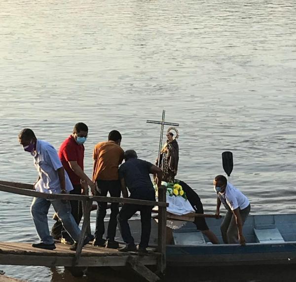 Iniciado os festejos de São Pedro de Alcântara, padroeiro de Floriano(Imagem:Fernanda Feitosa)