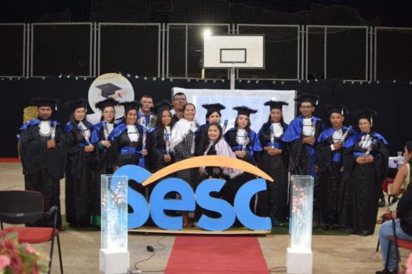 Sesc Ler Guaribas celebra colação de grau da primeira turma do EAD EJA Ensino Médio.(Imagem:Divulgação)