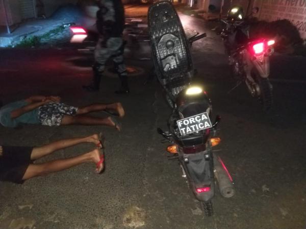 Polícia Militar recupera motocicleta roubada no bairro Alto da Cruz, em Floriano.(Imagem:Divulgação)
