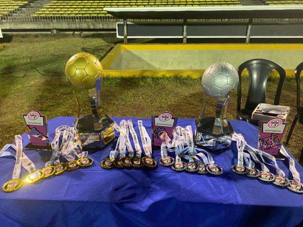  Skill Red conquista Copa Rainha de futebol feminino no Estádio Albertão(Imagem:Divulgação)