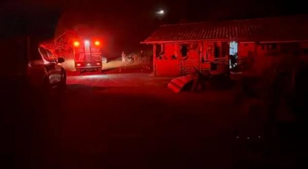 Idoso é assassinado a tiros dentro de casa na zona rural de Floriano.(Imagem:Marlon Borges/Linha Direta)