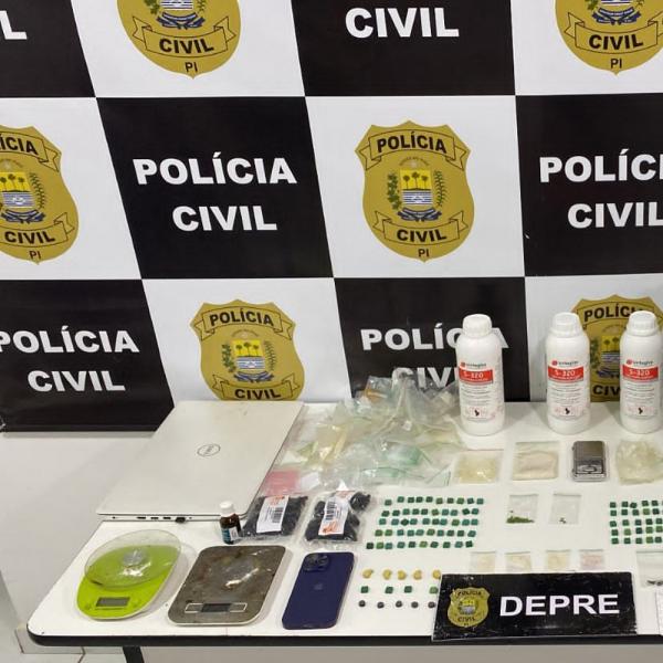 Droga apreendida na casa de suspeito de tráfico de drogas em Teresina.(Imagem:Divulgação/Depre)