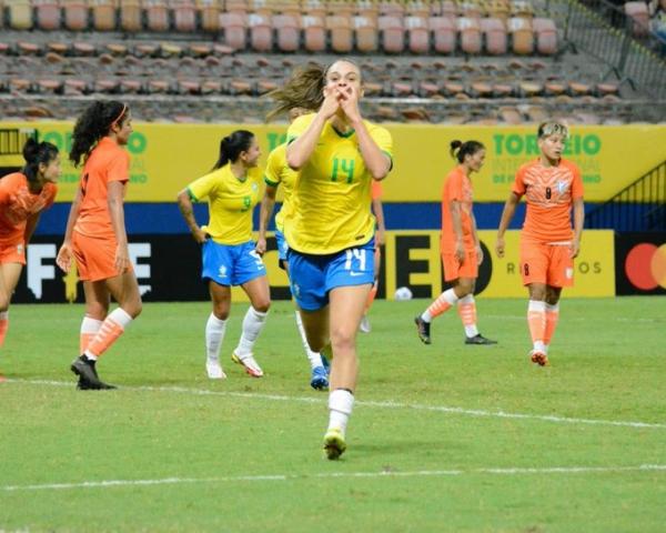 Seleção Brasileira Feminina estreou no Torneio Internacional(Imagem:Reprodução)