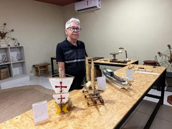 Miniaturas navais do artesão Ulisses Lima seguem encantando o público, com entrada gratuita, na Casa do Artesão Design Mestre Albertino.(Imagem:Divulgação)