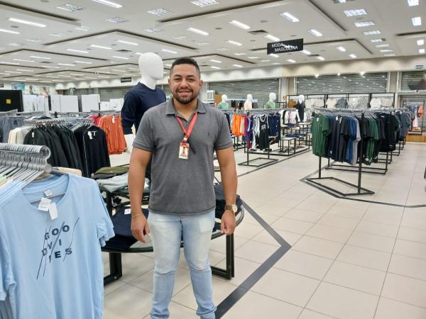 Armaz&eacute;m Para&iacute;ba entra no clima do Carnaval com ofertas especiais em moda, cal&ccedil;ados e volta &agrave;s aulas.(Imagem:FlorianoNews)