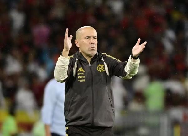 Leonardo Jardim(Imagem:Andr&eacute; Dur&atilde;o / ge)