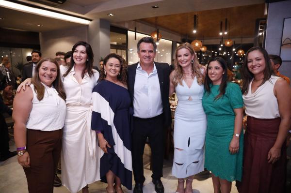 ?&Eacute; o pai dos prefeitos?, disparam gestores durante jantar que reafirma Ciro Nogueira pr&eacute;-candidato a reelei&ccedil;&atilde;o(Imagem:Ascom)