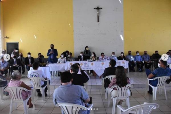 Deputado Francisco Costa participa de audiência pública em Cajueiro da Praia.(Imagem:Reprodução/Instagram)