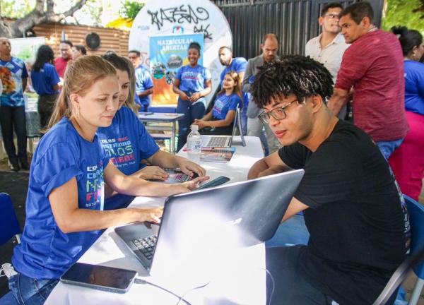 Meta de matricular 200 mil alunos na rede estadual foi superada antes do fim do prazo.(Imagem:Divulgação)