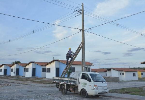 Prefeitura inicia instalação da rede elétrica no residencial Alto da Cruz.(Imagem:Secom)