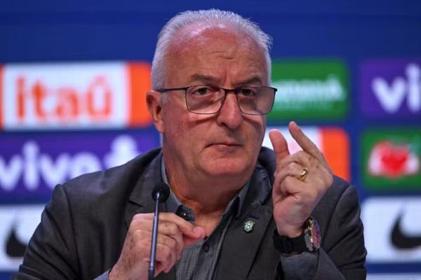 Dorival Júnior na convocação da seleção brasileira para duelos em setembro.(Imagem:AFP)
