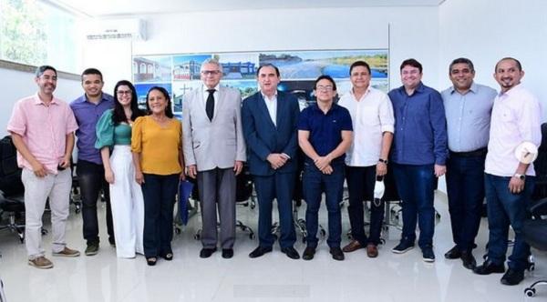 Campus de Floriano recebe visita do Reitor e de representantes da UFPI.(Imagem:Reprodução/Instagram)